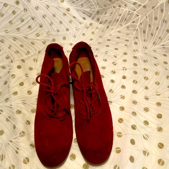 Toms Booties - Picture 2 of 6